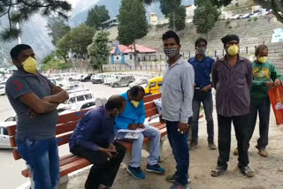 Laborers stranded in kinnaur