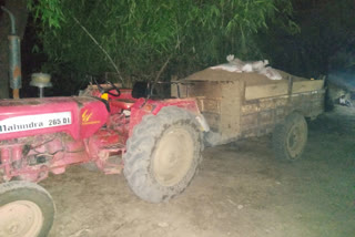 Police seized tractor and trolley excavating sand in chatarpur