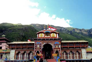 The portals of Badrinath Temple opened at 4:30 am today