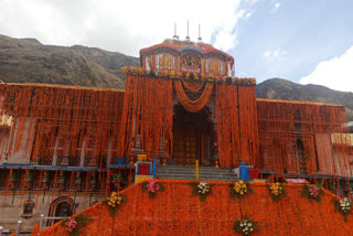 badrinath temple door opened