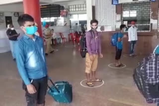 Train arrived at Bodorpur station from Chennai carried labour