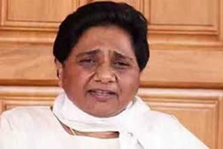 Mayawati demands safe return of migrant workers