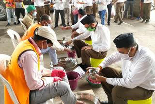 RSS honored by washing the feet of cleaner in itarsi