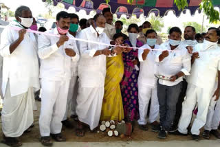 mla madhan reddy started development programs in narsapur mandal