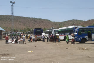 Crowd of migrant laborers disappeared from Maharashtra border before commissioner-IG visit in badwani