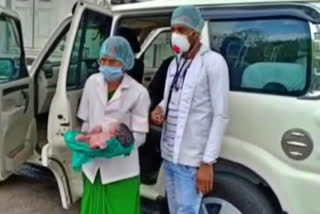 Migrant labourer delivers baby in SDM's car