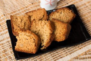 Banana Bread, How to bake bread at home, baking skills, benefits of banana