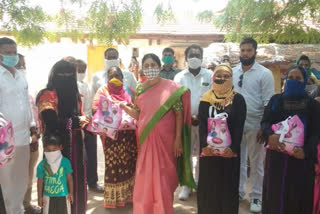 mla gongidi sunitha ramadan gifts distribution in yadadri bhuvanagiri district