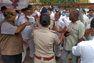 Assault on  MP Umesh Jadhav