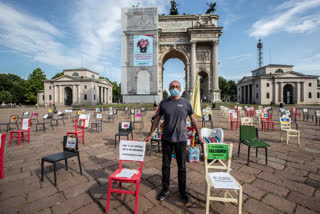 Restaurant owners protest in Milan