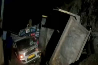 ജമ്മുകശ്മീർ  മണ്ണിടിച്ചിൽ  റാംബാൻ  Ramban  landslide  One dead, two injured following landslide in J-K's Ramban