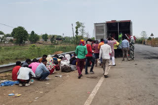 Fear of corona increased due to workers gathering on Rajnandgaon border