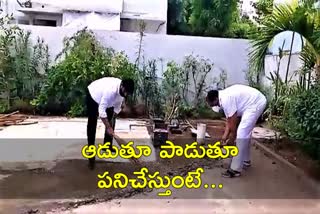 minister-mallareddy-cleaning-at-home