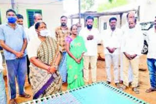 Mulugu MLA Seethakka Essential goods supplied for tribal peoples in Achampeta