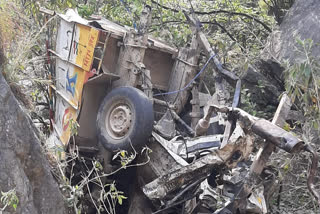 jeep fell into a deep ditch