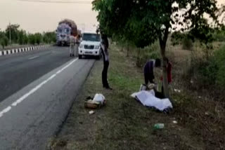 Truck driver left the laborer's body on the road in Shivpuri