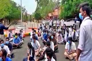 BALLARI VIMS HSP PG STUDENTS PROTEST