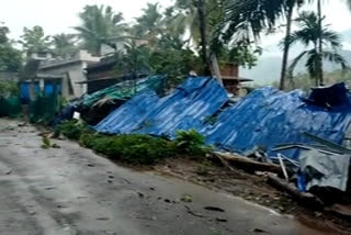 rain updates malappuram edakkara  എടക്കരയില്‍ വ്യാപക നാശം  വേനല്‍ മഴ മലപ്പുറം  മലപ്പുറം വാര്‍ത്തകള്‍  rain updates malappuram