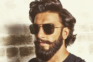 Ranveer Singh flaunts his chiseled physique