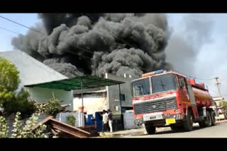 Massive fire breaks out at Adchem Company in Gujarat's Ankleshwar