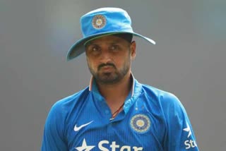 Can use 2 new balls from both ends: Harbhajan's solution to saliva ban