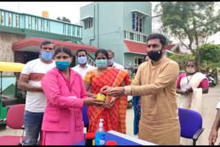 MLA Pritham J Gowda distributes Chavan fresh  to asha workers