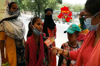 Passenger not getting bus in Delhi during the lockdwon