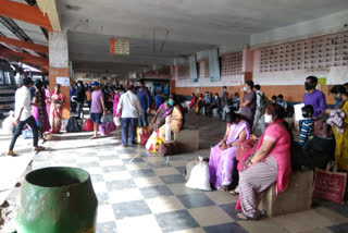 Migrant workers waiting at UP-Rajasthan border to reach their respective homes