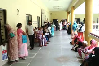 Hubballi people tired of lined for government office for pension money