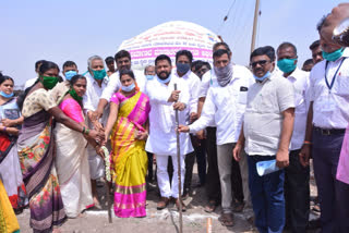 Mla B nagendra Inaugurated  anniversary  campaign of mnarega