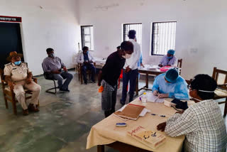 Health camp was set up in the district jail in anuppur