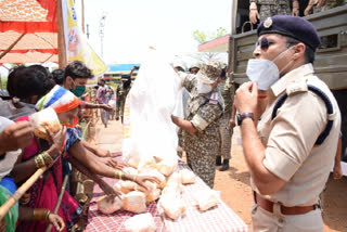 rajnandgaon itbp helps labourers