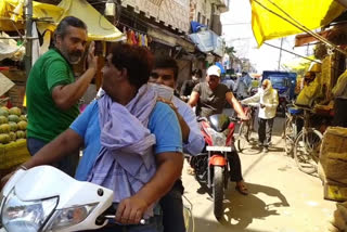 On getting relief, the crowd started growing in the market in rewa