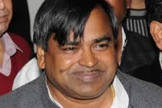 Gayatri Prajapati seeks bail in gang-rape case citing COVID-19 risk