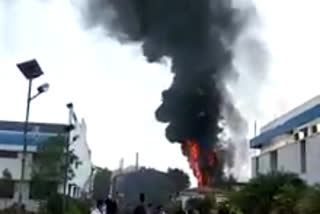 Fire at two factories in Gr Noida, shanties in Noida; none hurt