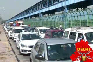 Traffic jam in Kalindi Kunj area near Delhi-Noida border amid lockdown 4