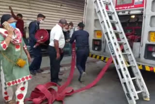 fire-broke-out-in-the-show-room-of-mukta-jewelers