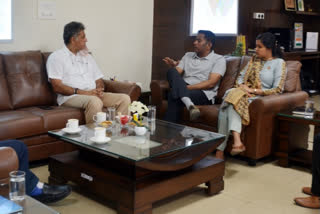 mp manish tewari meets dc and ssp mohali