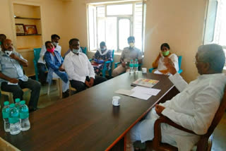 Minister Patil held a meeting of officials