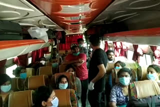 MLA Kunal Chaudhary  Madhya Pradesh  students stranded in Bhopal  kerala students stranded  kerala students  ഭോപ്പാലിൽ കുടുങ്ങിയ 60 വിദ്യാർഥികൾ കേരളത്തിലേക്ക് മടങ്ങി  എം‌എൽ‌എ കുനാൽ ചൗധരി