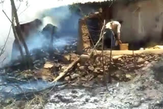 Fire in poor old man's hut in sidhi