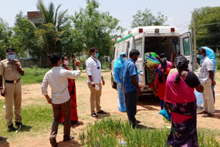 A family from Tamilnadu entered state from wrong rout