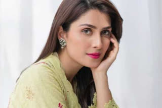 Pakistani actress Ayeza Khan rubbishes rumours saying she died in PIA plane crash