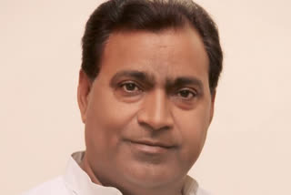 aicc secretary zubair khan statement on bus politics in jaipur