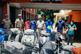 Police busted auto lifter gang in Krishna Nagar area delhi