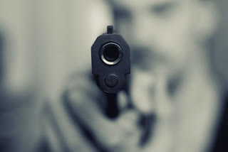 gunmen open fire  Pak police officer killed  Laachi police station  Kohat district  Station House Officer  പാകിസ്ഥാൻ  വെടിവപ്പ്  ലാച്ചി പൊലീസ് സ്റ്റേഷൻ  ഗോത്രമേഖലയിൽ അജ്ഞാതരുടെ വെടിവപ്പ്