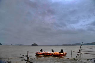 Cyclone brings flood misery to Bangladesh