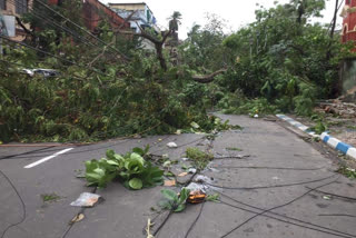 NDRF  Amphan  West Bengal  cyclone  പശ്ചിമ ബംഗാളിലേക്ക് ദേശീയ ദുരന്ത നിവാരണ സേനയുടെ 10 ടീമുകളെക്കൂടി കേന്ദ്രം അയച്ചു  ഉംപുന്‍  എന്‍ഡിആര്‍എഫ്  പശ്ചിമബംഗാള്‍