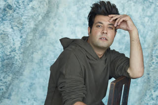 varun sharma learns spanish in lockdown