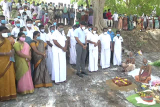 minster kadambur raju inaugrates kudimaramathu work